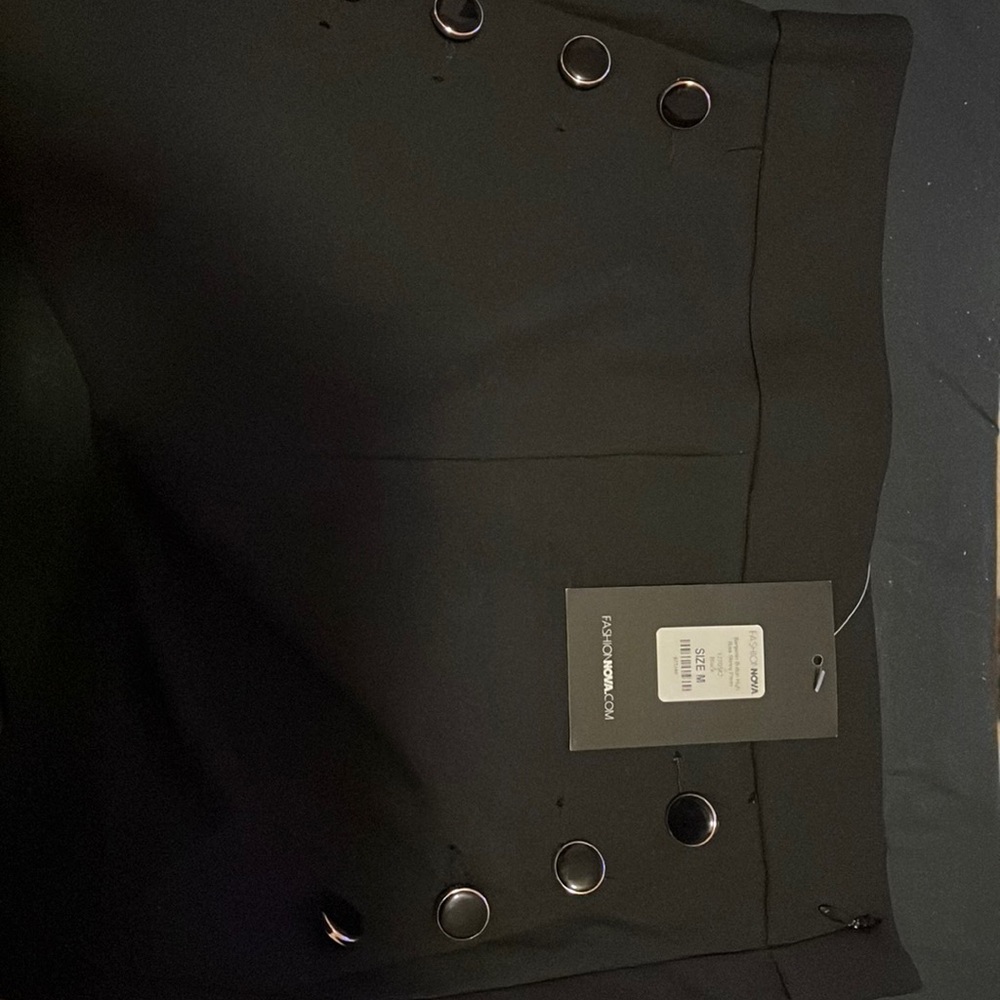 New fashion nova medium trousers - Picture 8 of 9